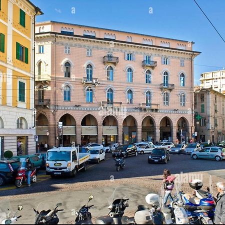 Piazza Colombo-Apartments Sanremo Exteriör bild